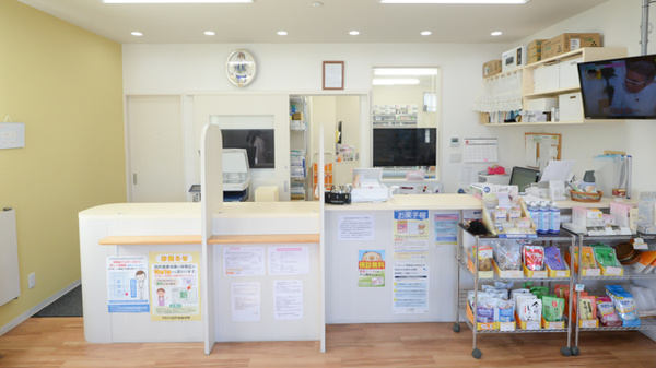 あらまき薬局の受付/カウンター