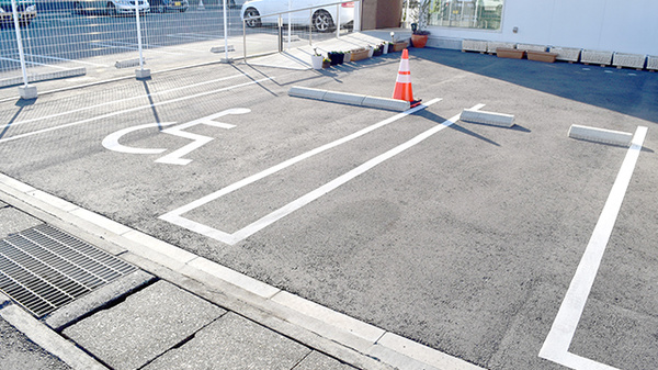 あいあい薬局の駐車場
