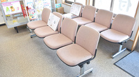 神農調剤薬局邑楽店の待合スペース