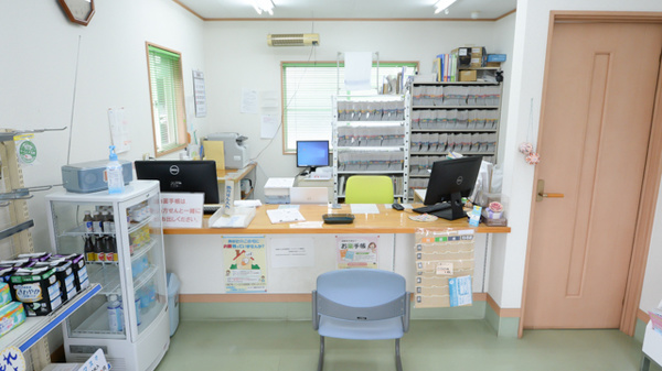 エンドー薬局あざみ店の受付/カウンター