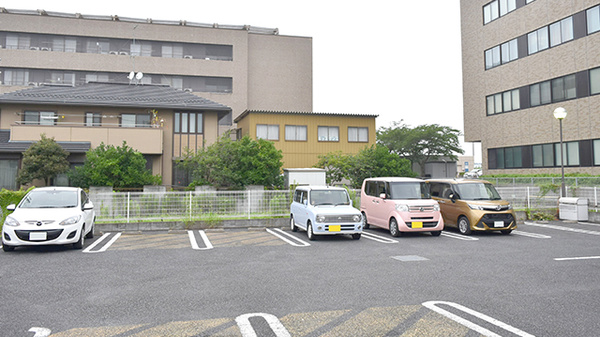 あおい調剤薬局 川越鴨田店の駐車場