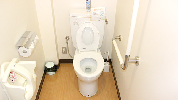 やはら薬局のお手洗い