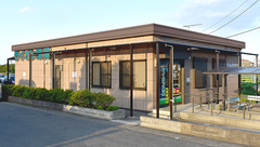 ライオン薬局 春日部店の外観