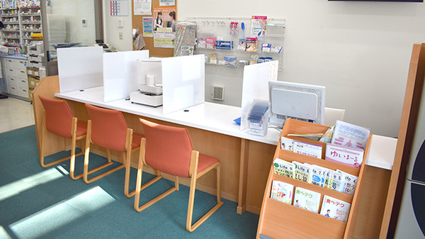 ライオン薬局　春日部2号店の受付/カウンター