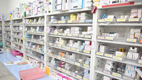 ライオン薬局　春日部2号店の薬棚