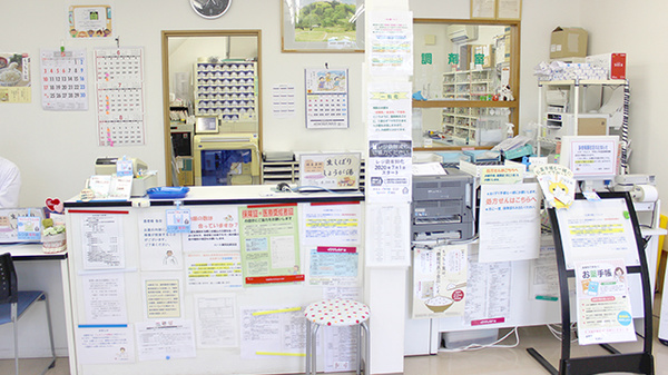 ハート薬局北越谷店の受付/カウンター