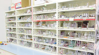 ハート薬局北越谷店の薬棚