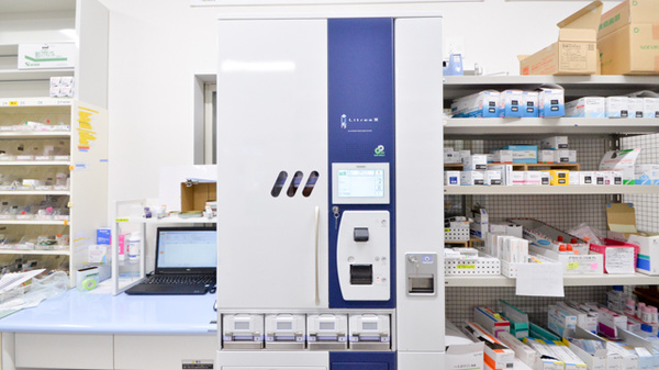 アカネサポート薬局の調剤器具