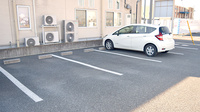 エルム薬局の駐車場