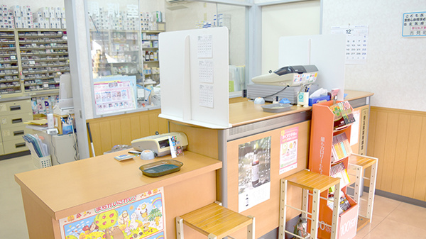 ミドリ薬局の受付/カウンター