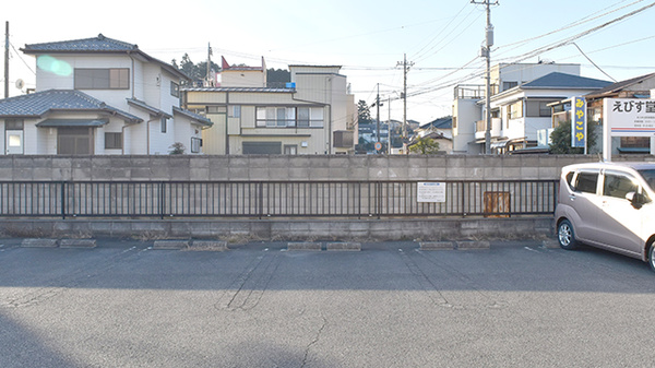 えびす堂薬局の駐車場