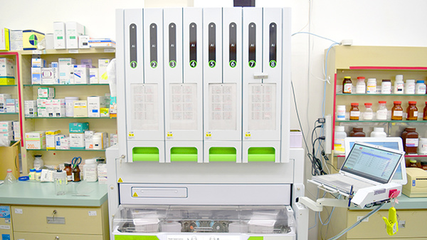 ゆかり薬局の調剤器具