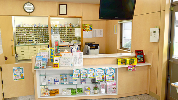 徳永薬局東松山店の受付/カウンター