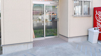 あすなろ薬局けや木南店の入口