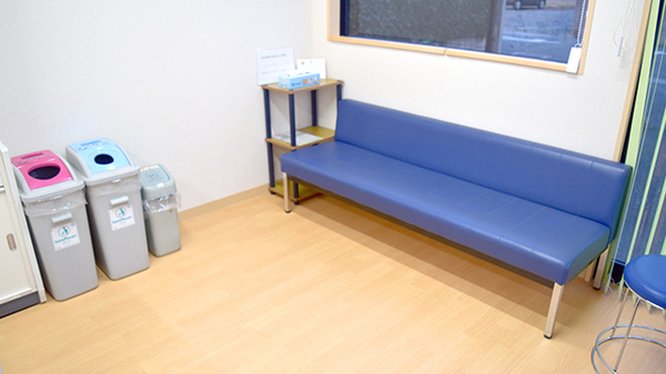 さくら薬局の待合スペース