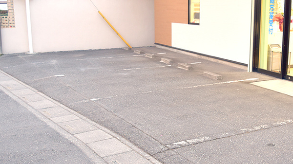 さくら薬局の駐車場