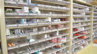 中央薬局　日赤前店の薬棚