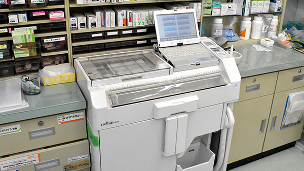 ミドリ薬局　溝端店の調剤器具