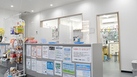 ミドリ薬局　若葉店の受付/カウンター