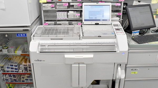 ミドリ薬局　若葉店の調剤器具
