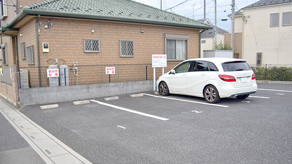 マリオン薬局大和田店の駐車場