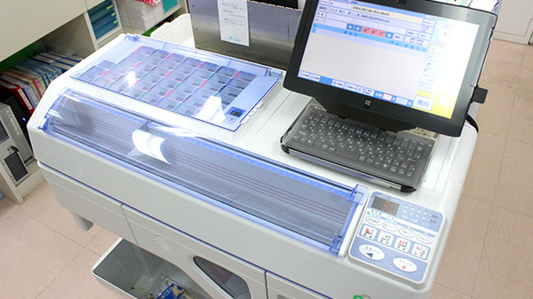 新町まる薬局の調剤器具