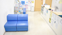 フローラ薬局海浜幕張店の待合スペース