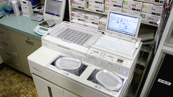 杉浦薬局の調剤器具