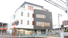 キリン堂薬局　市川東店の外観