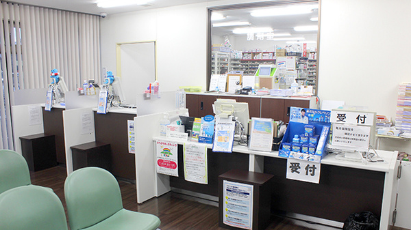 キリン堂薬局　市川東店の受付/カウンター