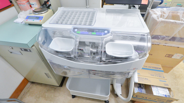 あやめ城西薬局の調剤器具