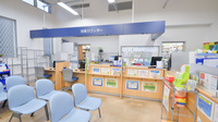 あやめ薬局江原台店の受付/カウンター