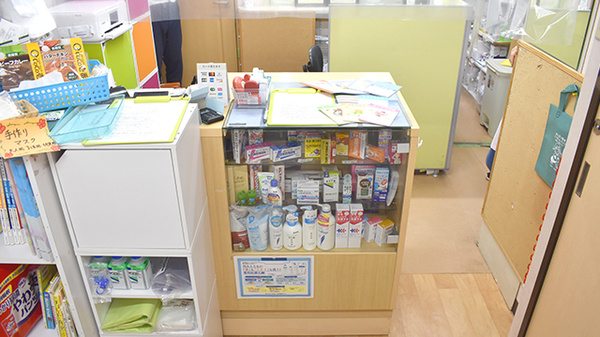 寿々薬局の受付/カウンター