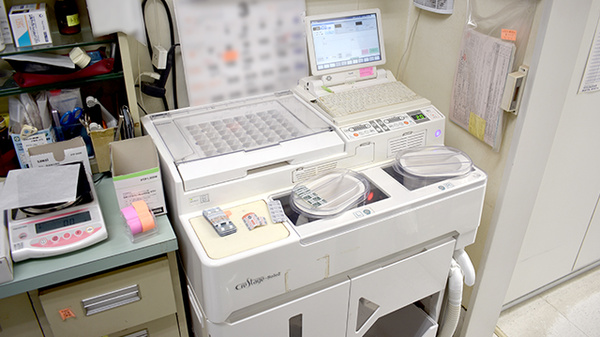 たかはし谷中薬局の調剤器具