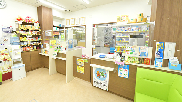 ミカド薬局の受付/カウンター