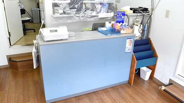 そよかぜ薬局前野町店の受付/カウンター