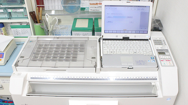 さと薬局氷川台店の調剤器具