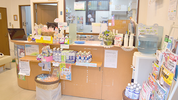 飛鳥薬局の受付/カウンター