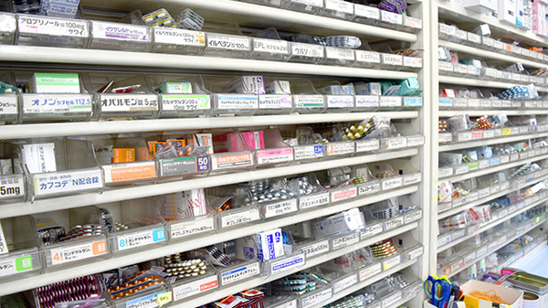 ミサワ薬局青戸本店の薬棚