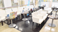 薬局日本メディカル 亀有店の待合スペース