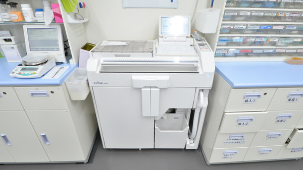 西新小岩薬局の調剤器具