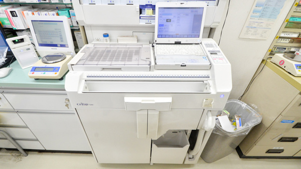 アオイ薬局の調剤器具