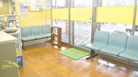 トリル薬局若葉町店の待合スペース