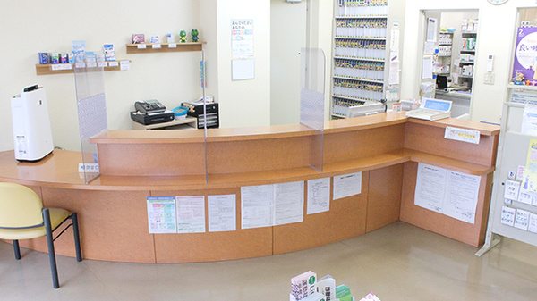 成瀬が丘薬局の受付/カウンター