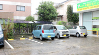 徳永薬局成瀬在宅センターの駐車場