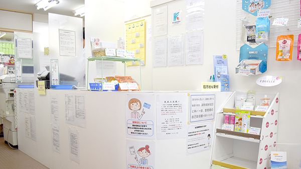 稲垣薬局　サンロード店の受付/カウンター