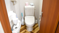 チロル薬局のお手洗い