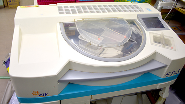 稲垣薬局　桜町店の調剤器具