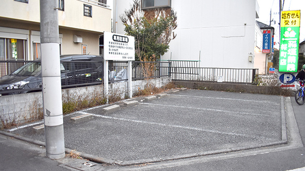 稲垣薬局　桜町店の駐車場