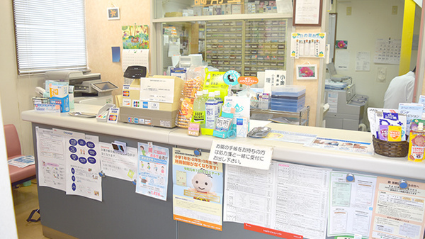 イサク薬局の受付/カウンター